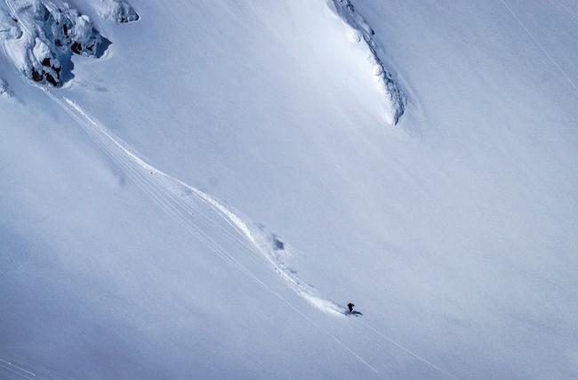 Hokkaido Skiing powder Japan CREDIT iStock.jpg