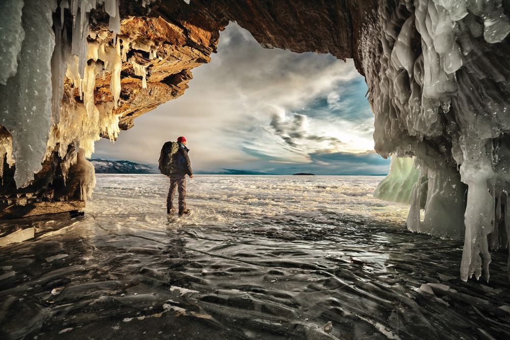 iceland ice cavern frozen sea