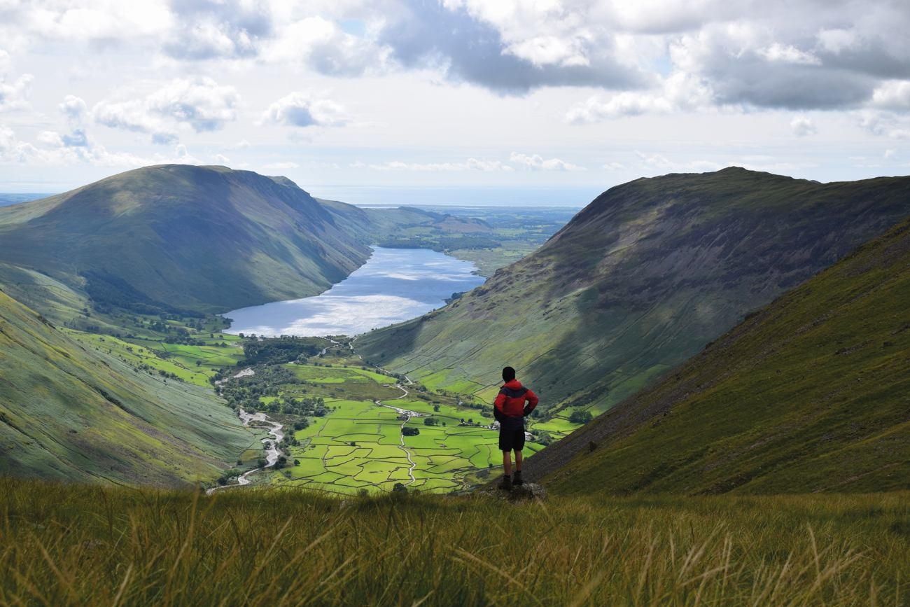 looking down to wastwater lake district web