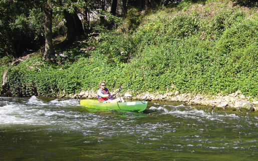 matt canoes aveyron river france