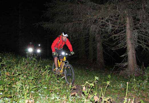 Morzine MTB Summer Nightride CREDIT Morzine Tourism