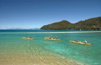 Paddling-toward-Tonga-Islan