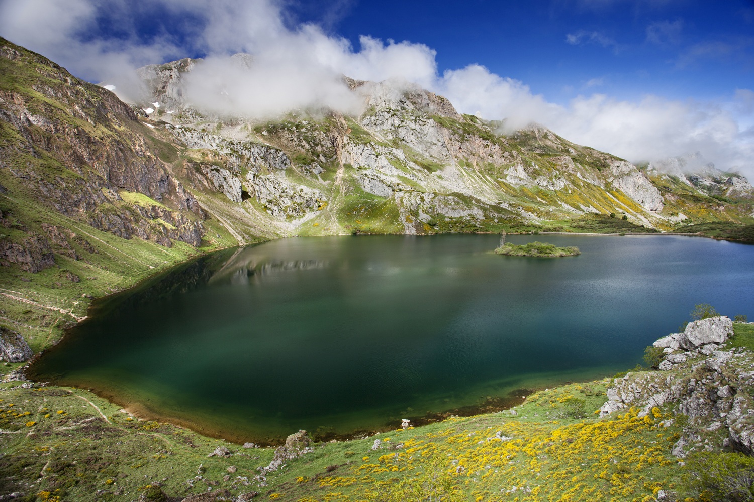 somiedo-nationa-park-asturias-spain