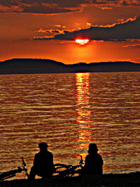 Sunset-Cyclists