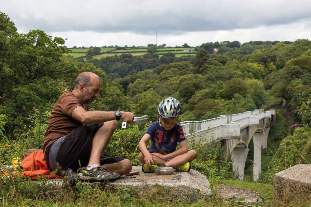 Taking a break by the wonderful Gem Bridge viaduct.jpg