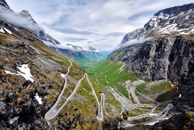 Taking on the impressive Trollstigen hairpins by bike ©Getty Images.jpg