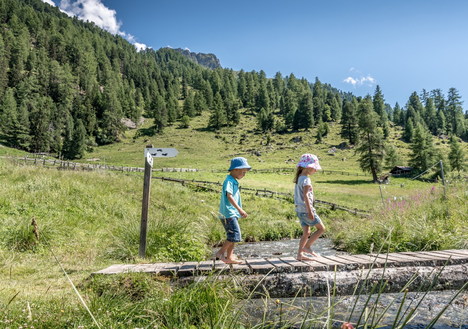 barefoot-path-nendaz-switzerland