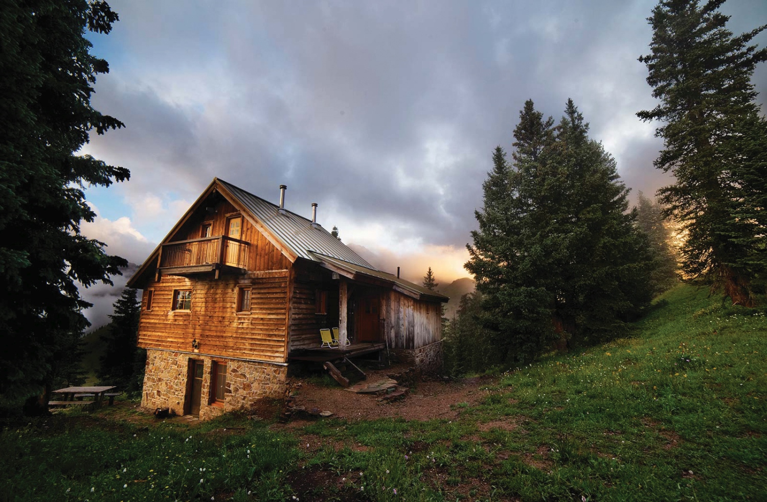 opus-hut-colorado