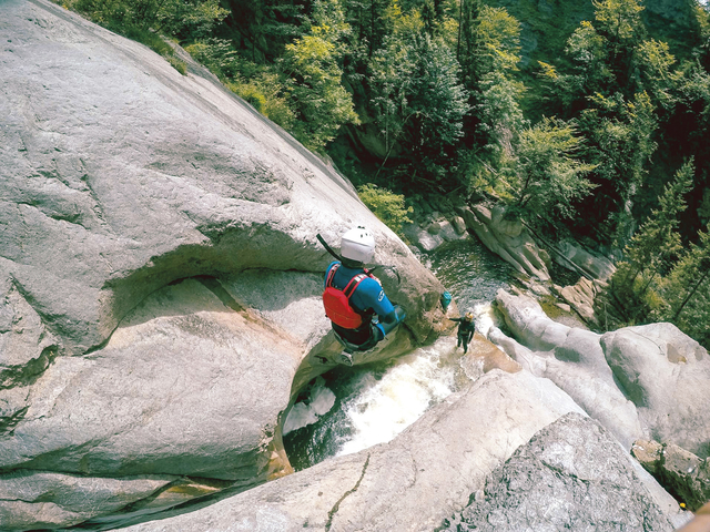 Canyoning-Chli-Schliere_001_web.jpg