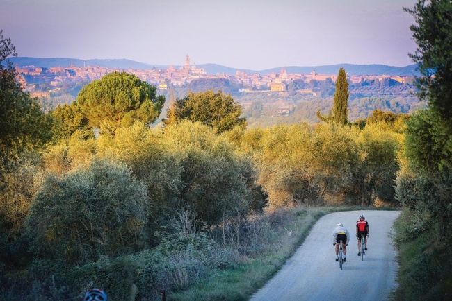 Cycling in Tuscany, Italy.jpg