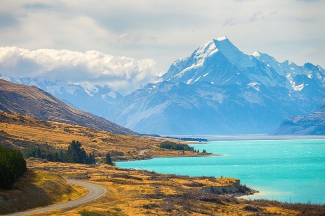 Cycling_New_Zealand_Alps_to_Ocean_CREDIT_iStock.jpg