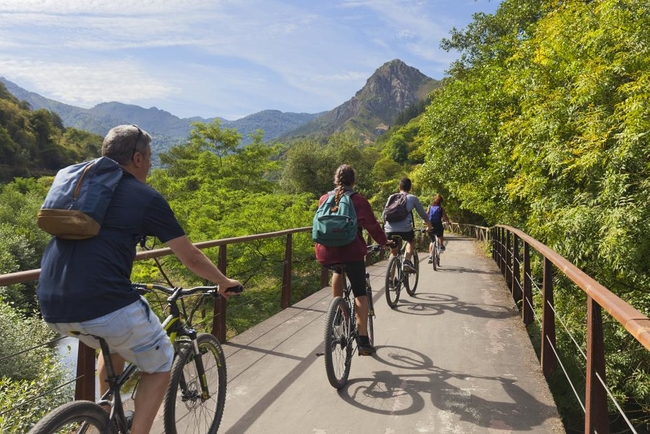 Cycling the greenways - Senda Del Oso CREDIT Juan-de-Tury.jpg