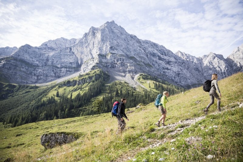 eagle walk karwendel mountains credit tirolwerbung gigler dominik