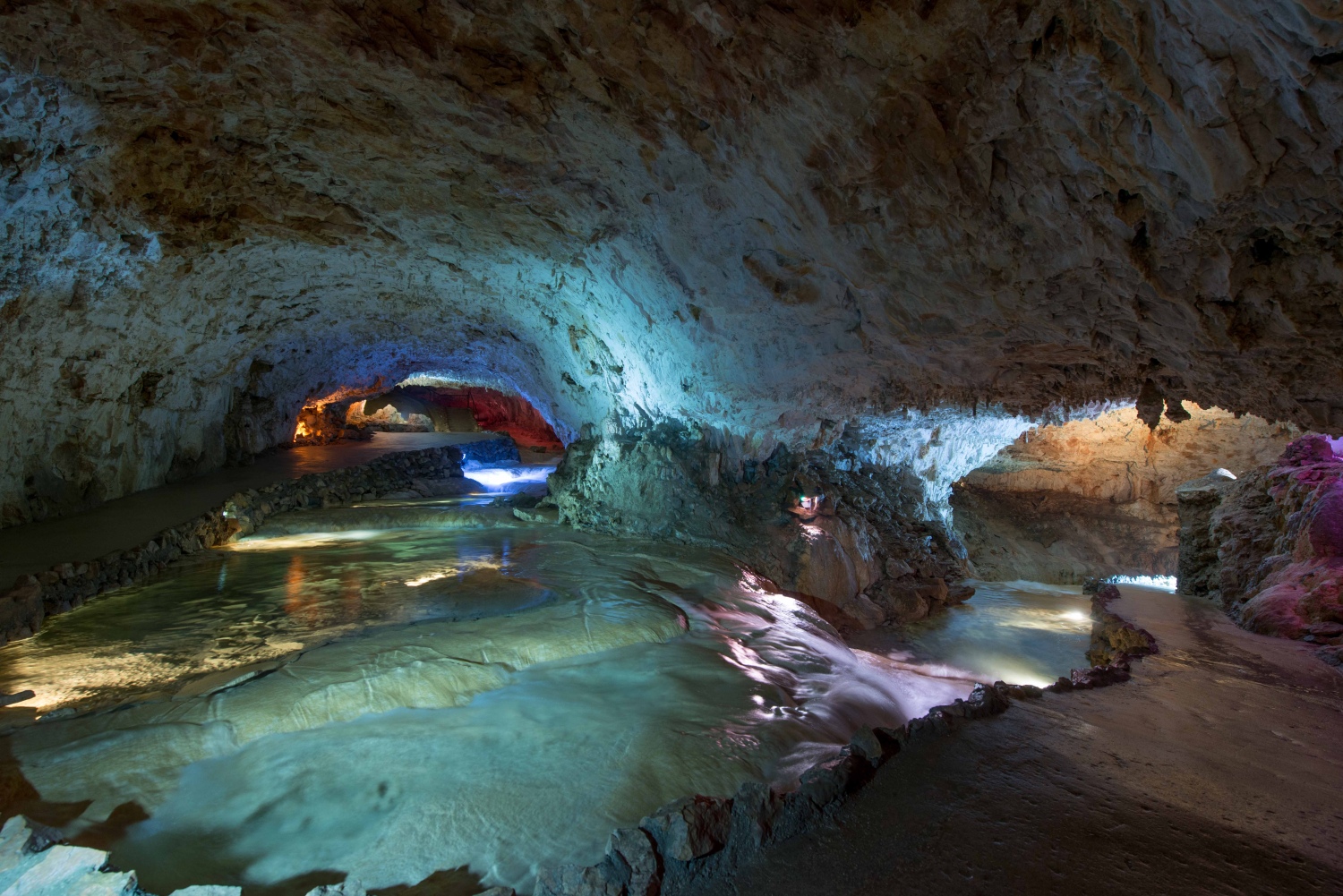 Grotte-de-Choranche-Isère-France