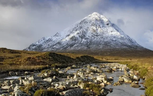 1915 hike a munroe in scotland