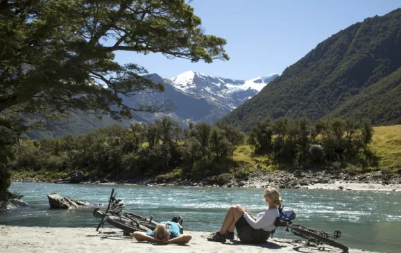 cycling new zealand credit istock