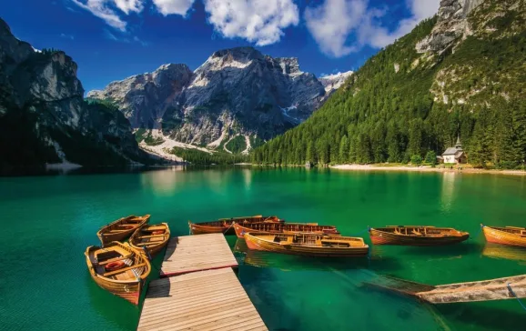 dolomites alta via lago di braies italy