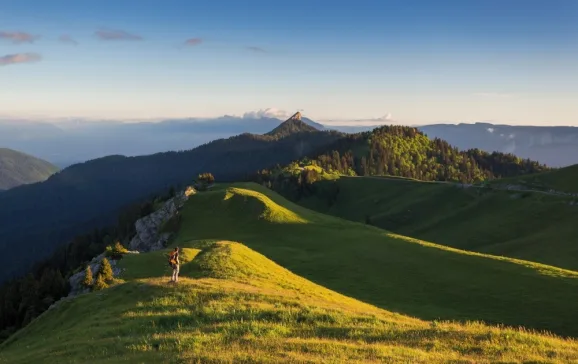 spectacular charmant som lookout credit pierre jayet