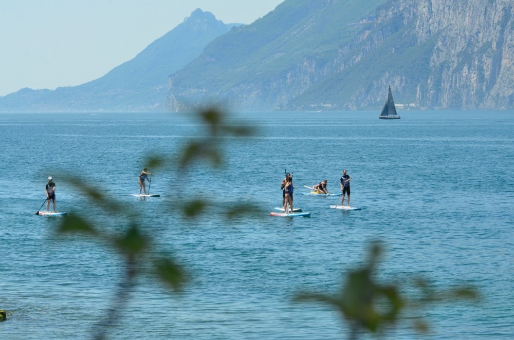 Paddleboarding-SUP-lake-garda