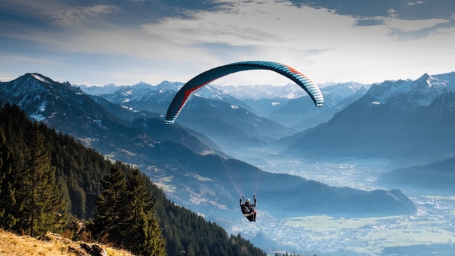 Parapowder, St. Anton paragliding expedition, Austria.jpg