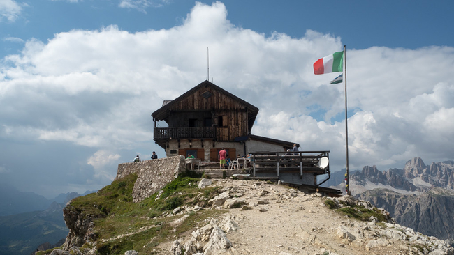 Rifugio Nuvolau.jpg