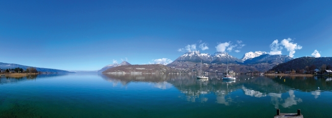 Roc de Chère Lake Annecy swimming.jpg