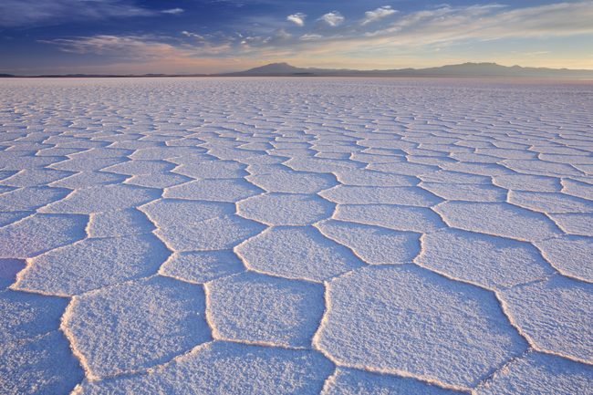 Salar de Ayuni salt flats Bolivia.jpg
