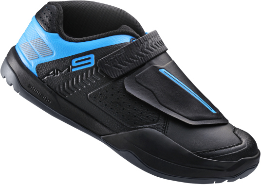 Shimano_AM9_SPD_mountain_bike_shoe.jpg