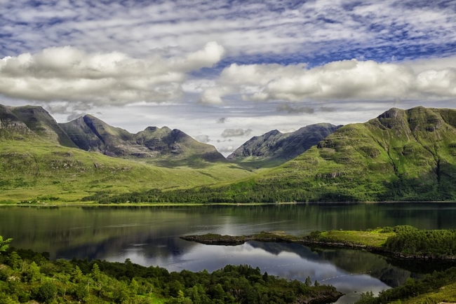 The beautiful Scottish highlands.jpg