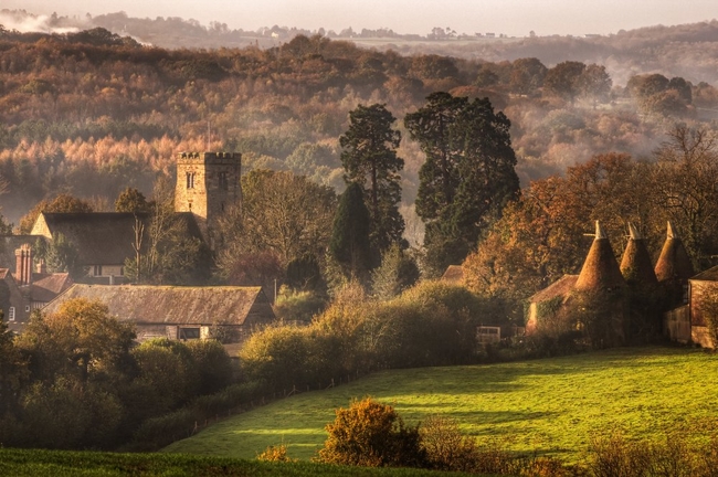 The beautiful UK countryside in Autumn.jpg