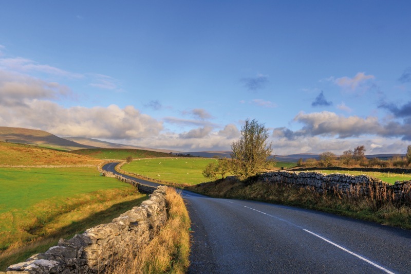 yorkshire_dales_road.jpg