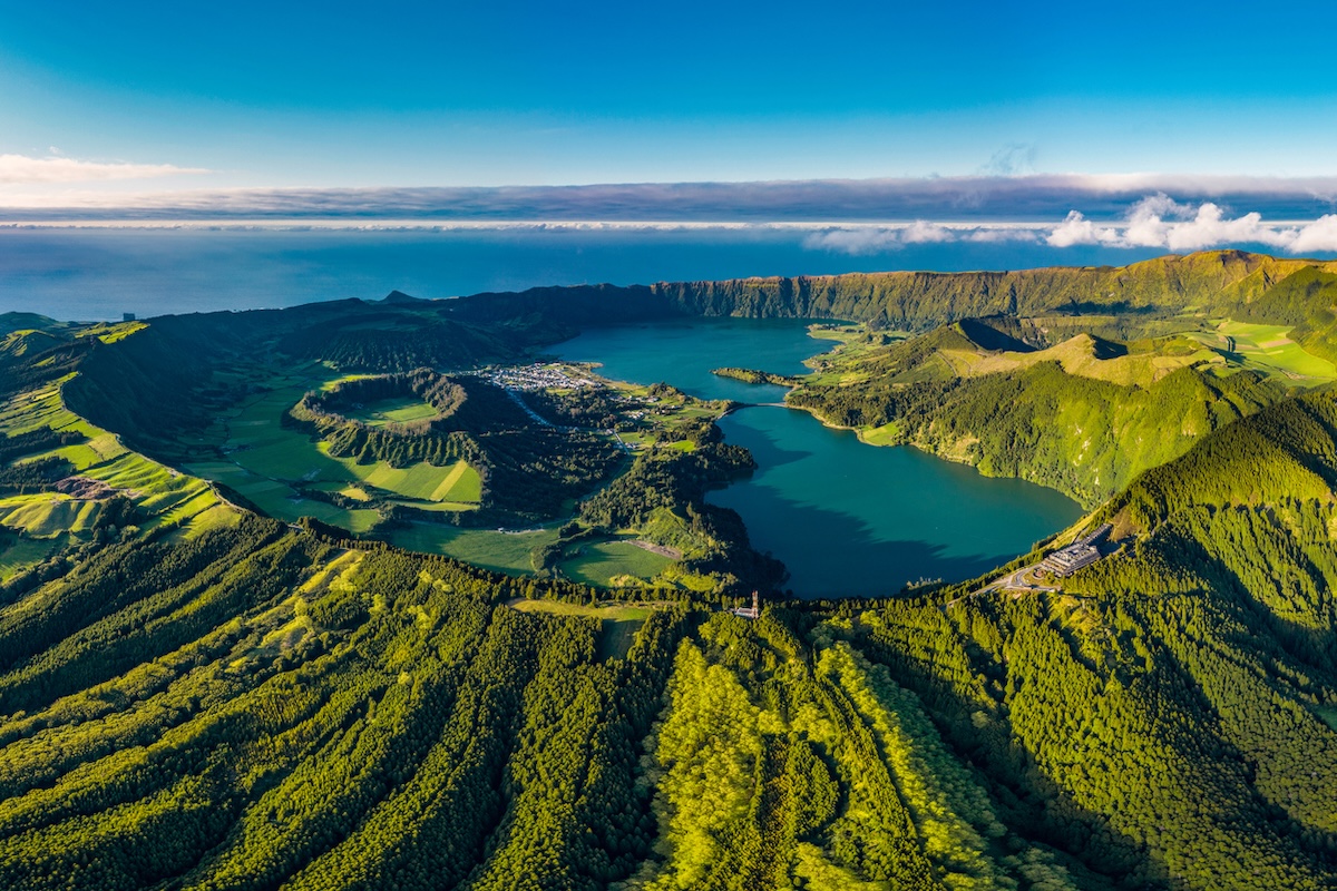 Azores Sao-Miguel-Miradouro-da-Vista-do-Rei-Sete-Cidades