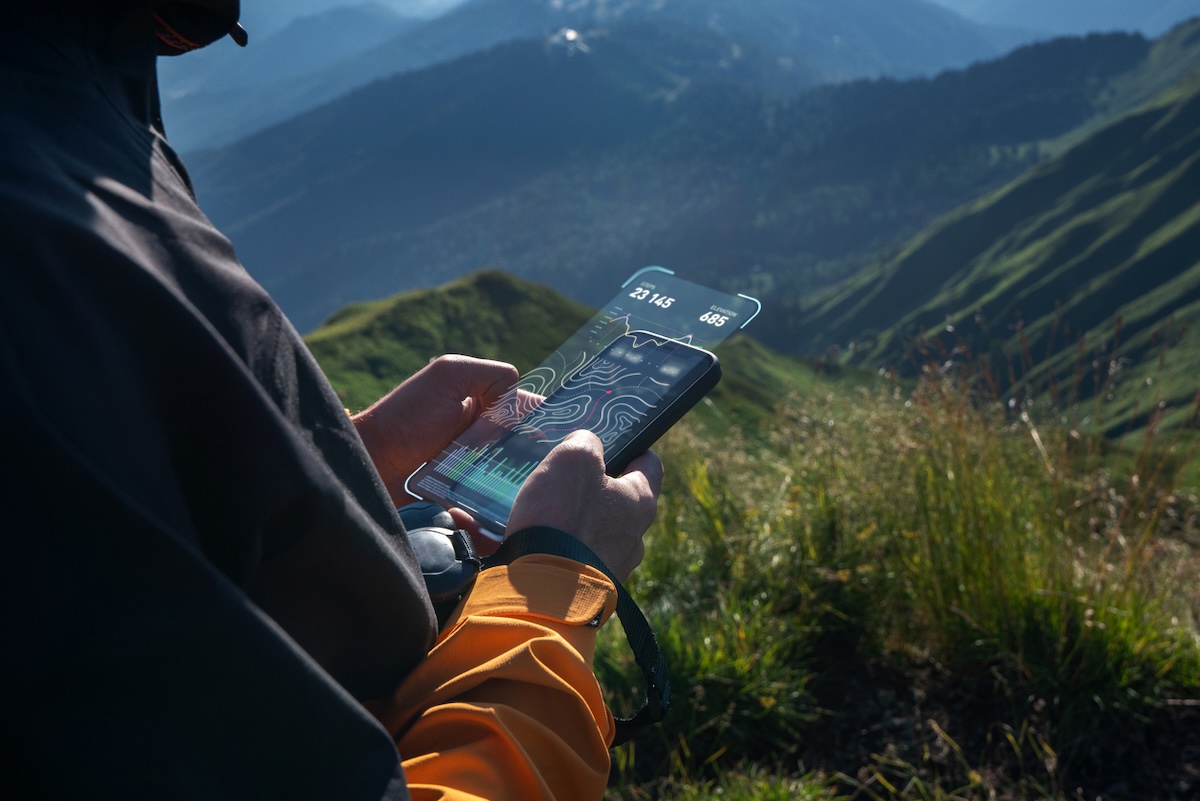 smartphone-in-navigation-mode