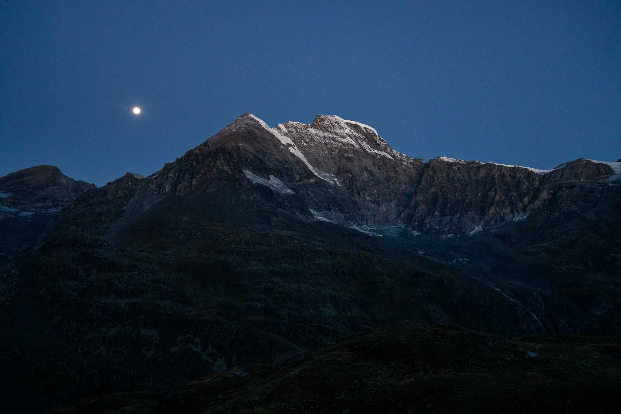 Hiking the Grand Tour des Combins, Swiss Alps