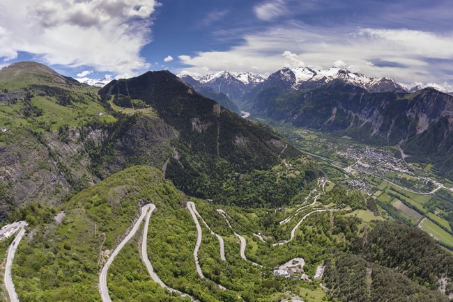 Alpe d'Huez © L.Salino - Alpe d'Huez Tourisme.jpg