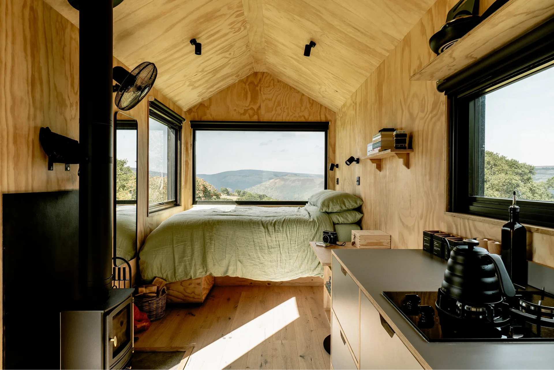 arwen-cabin-wales-interior