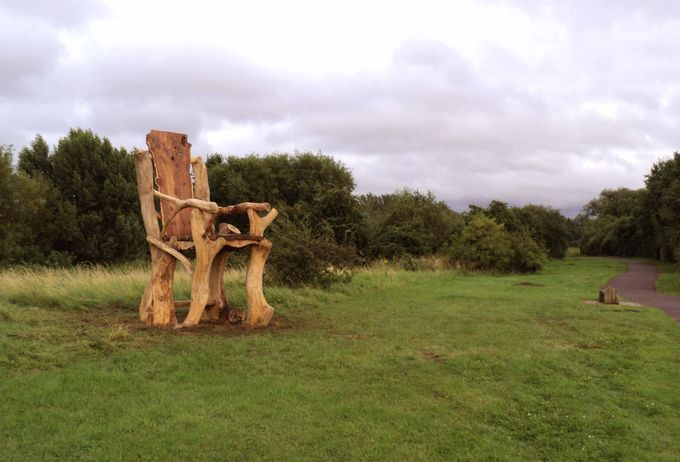 Big Chair Scuplture. Credit: treesculpture.co.uk