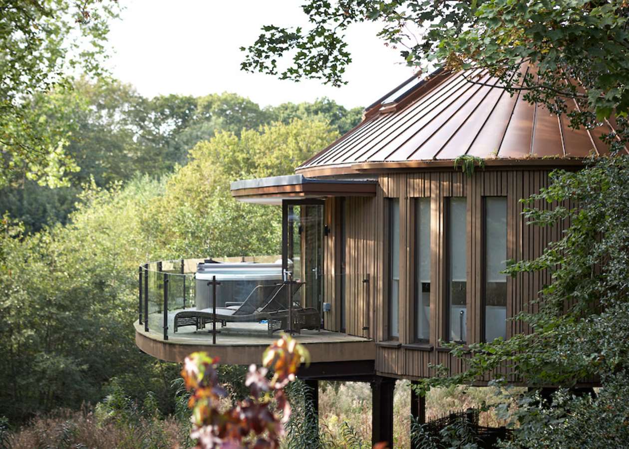 chewton-glen-treehouse-new-forest