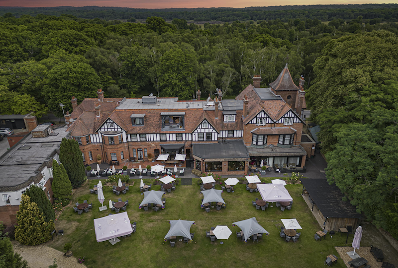 forest-park-hotel-exterior