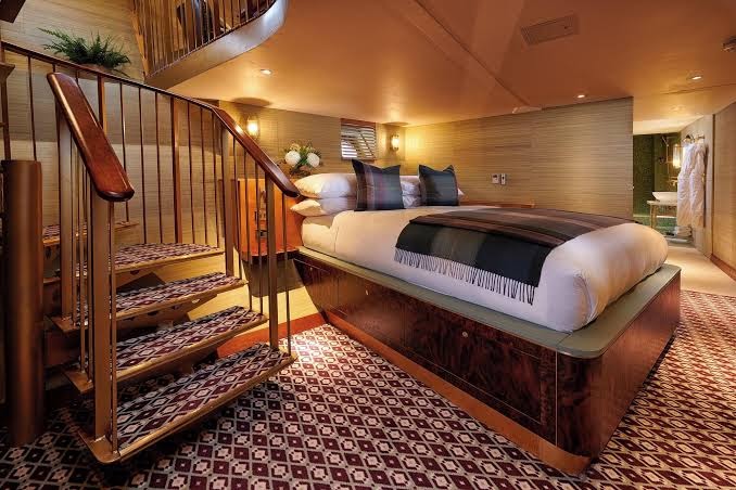 fingal-boat-edinburgh-bedroom