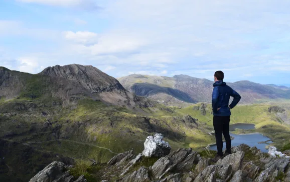 header snowdon horseshoe looking to crib goch best walks in snowdonia credit james forrest