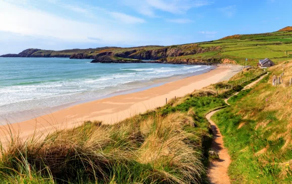 whitesands beach pembrokeshire coast wales uk credit istock acceleratorhams