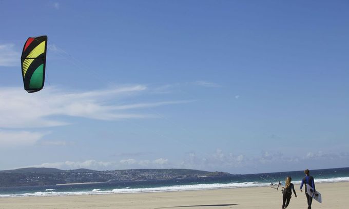 Kitesurfing In The UK Best Locations Places To Kitesurf Kitesurfing Lessons