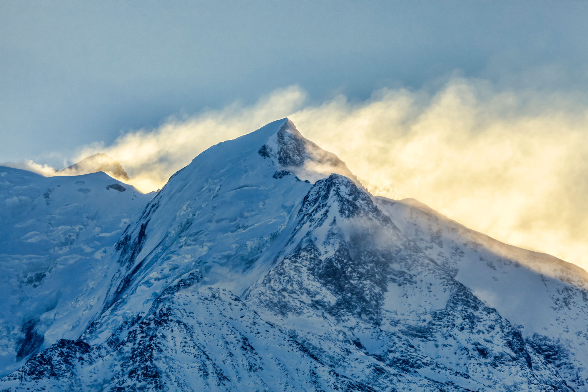 mont-blanc-highest-mountain-in-the-french-alps