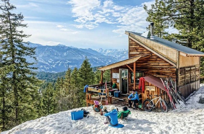 panoramic views from the beautiful rendevouz hut washington usa