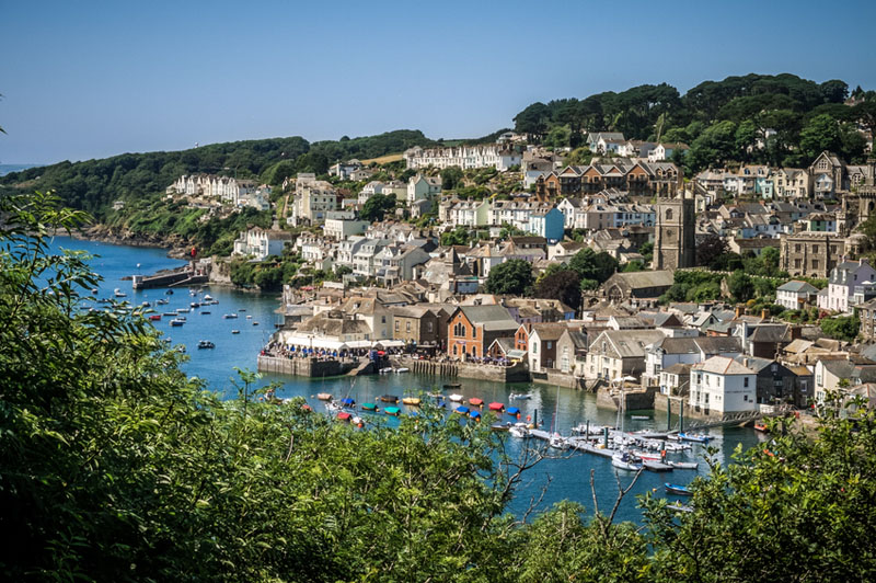 Sailing-UK-Holiday-Beginner-Courses-Sailing-Fowey-Cornwall-Yachting.jpg