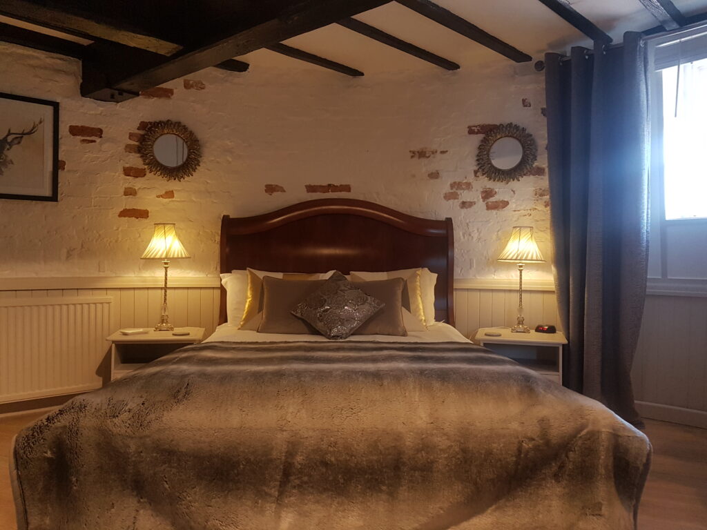the-windmill-yorkshire-bedroom