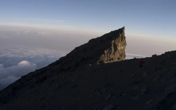 1941 mount meru arusha national park tanzania