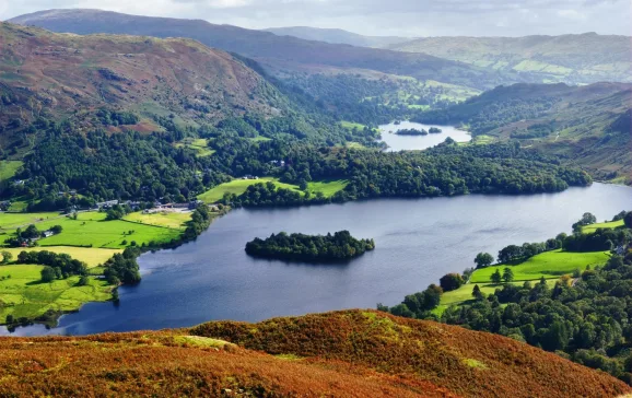 round grasmere walk lake district uk credit khrizmo istock